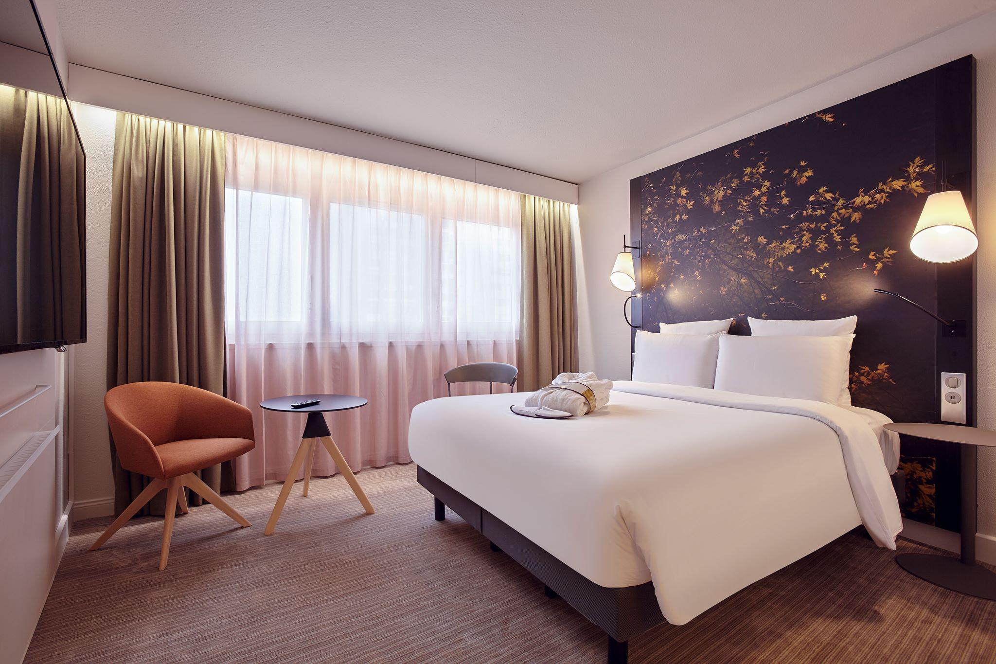 Mercure Paris La Defense Courbevoie Exterior photo
